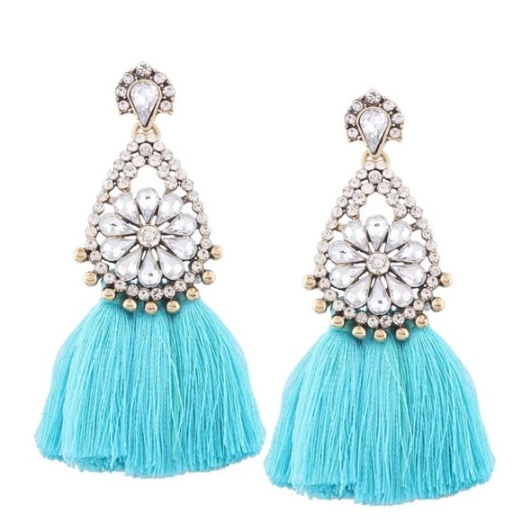 Jewelry - *Sale*Rhinestone Tassel Earrings